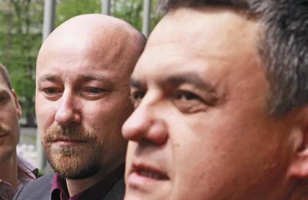 Predsednik Sindikata policistov  Zoran Petrovič (levo) in predsednik Policijskega sindikata  Radivoj Urošević