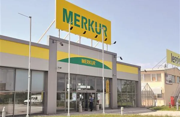 Sežanski Merkur bo danes ob 17. uri dokončno zaprl vrata