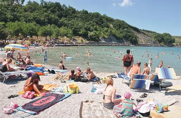 Istrske plaže so pripravljene na kopalce