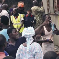V Nigeriji po strmoglavljenju letala razglasili tridnevno žalovanje