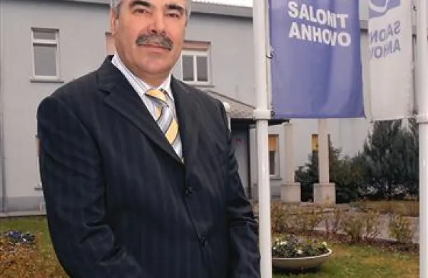 Jože Funda po 18 letih prepušča vodenje Salonitu Tomažu Vuku 