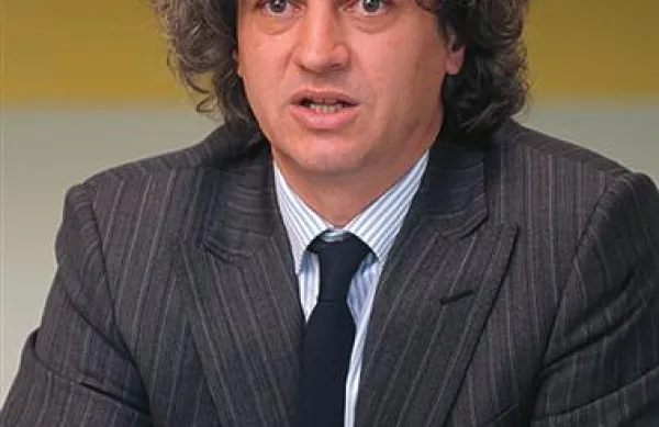 Robert Golob