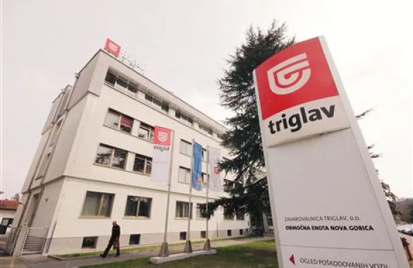 Zavarovalnica Triglav bo  dopolnilno   zavarovanja podražila za 3,43 evra