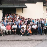 Skupinska fotografija vseh udeležencev izleta Primorskih novic
