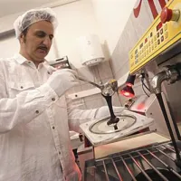 Poslu&scaron;aj in pojej