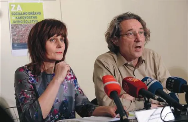  Ministrstvo  s spremembami pravilnika krši podpisani dogovor, menijo v Svizu