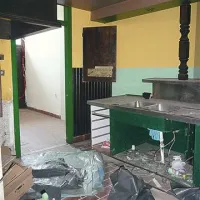 V zanemarjeno stavbo na Svetilniku bi bilo potrebno vložiti precej  denarja