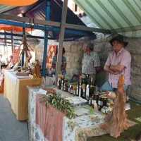 Stojnice so ponujale le domače stvari brez kičastih pritiklin