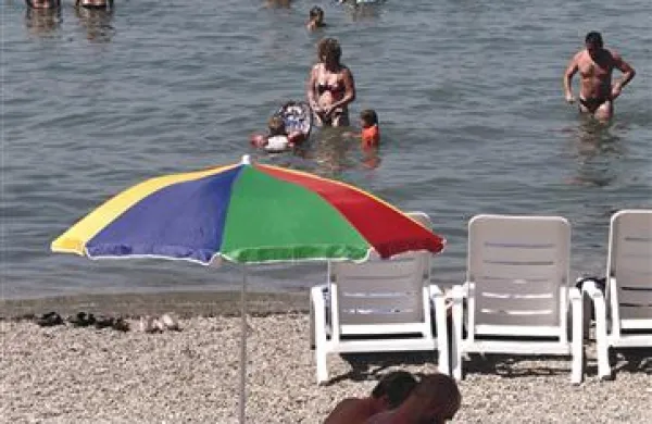 Danes in jutri bo sončno ter zelo vroče
