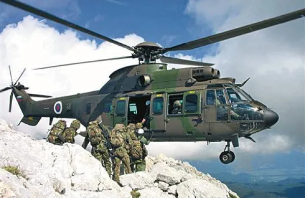 Helikopter gazela TO-001 Velenje je bil prvi letalnik Slovenske vojske in predstavlja muzejski predmet izrednega pomena za slovensko vojaško zgodovino