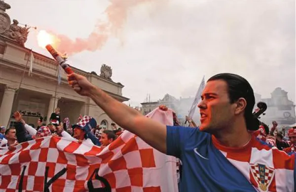 Hrvati naj bi bili ljubosumni, Slovenci pa pragmatični, so pokazali izsledki raziskave