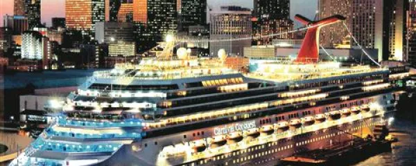  Carnival Conquest je bila zgrajena v Tržiču leta  2002. Dolga je 290 metrov, ima 13 palub, njen ugrez je  8,2 metra, nosilnost pa 110.000 BRT. Korporacija je zanjo odštela 500 milijonov dolarjev, na krov sprejme  2970 potnikov, na njej je zaposlenih  1150 ljudi.  Ladja lahko doseže hitrost 23 vozlov. Elektriko na ladji proizvaja  šest dizel-električnih generatorjev skupne moči 63,35 MW,  poganjata jo dva propulzijska motorja, vsak po 20 MW moči, premer propelerjev je 5,7 metra. Ladja je opremljena z bočnimi potisniki na premcu in krmi za lažje pristajanje. Dva stabilizatorja ladji zagotavljata mehko in mirno plutje tudi v slabem vremenu.  Na ladji je tankov za 6197 kubičnih metrov sveže vode. Na dan se porabi tisoč kubičnih metrov vode, z desalinizatorji pa je lahko  proizvedejo dvakrat toliko. Za sedemdnevno križarjenje ladja potroši približno 1000 kubičnih metrov goriva.