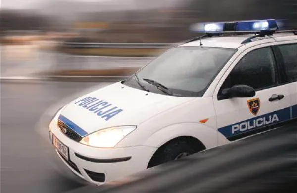 V prometni nesreči pri Premu umrl 21-letni domačin