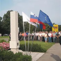 Dan prej zapisan v srcih