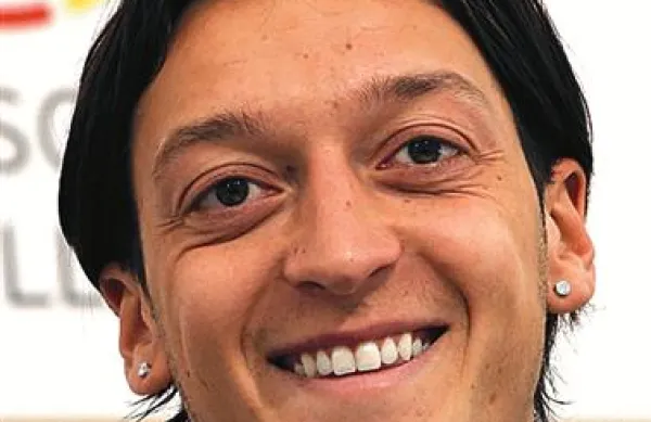 Mesut Özil