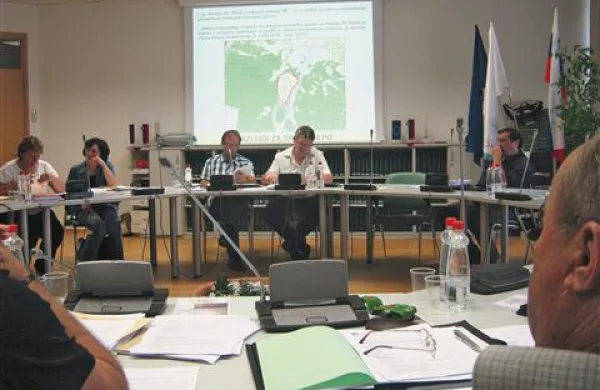 Svetniki so odobrili nižje cene za pristojbine v obrtni coni Risnik