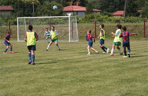 Značilni dresi blaugrana so včeraj zasedli tudi mirensko igrišče