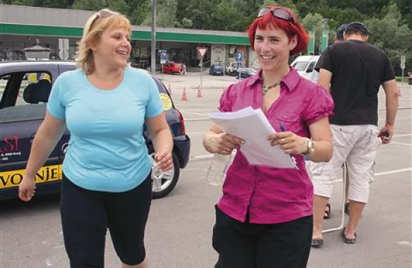 Cirila Hladnik (desno) je z minuto in 36 sekundami postavila najboljši čas 