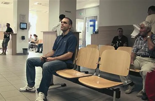 Dokumentarec Dolge počitnice scenarista in režiserja Damjana Kozoleta bo prikazan na 18. sarajevskem filmskem festivalu