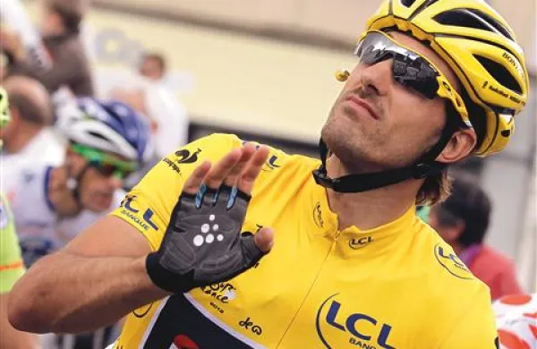 Švicar Fabian Cancellara je v gorskih etapah po pričakovanju izgubil rumeno majico vodilnega 