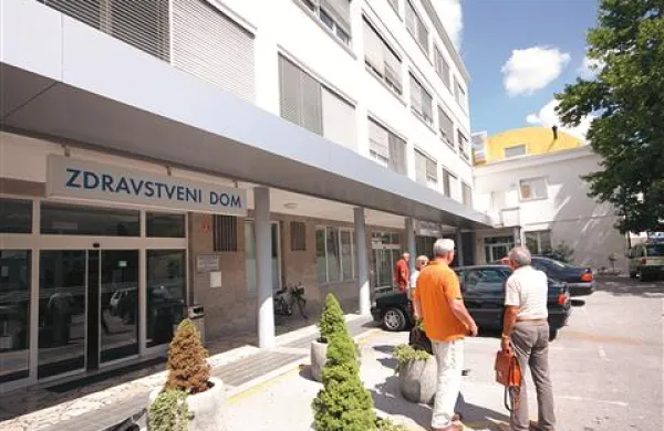 Zdravstveni dom je lani ustvaril 747.000 evrov dobička. “A ne na račun slabših storitev pacientov,” zatrjuje direktor Pintar. 