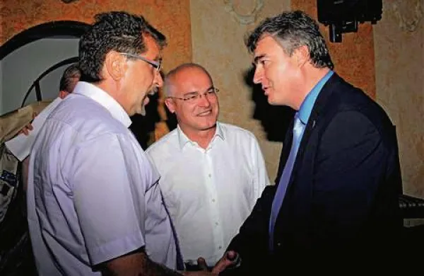 Zver: &ldquo;Potrebujemo več Evrope, a ne preveč&rdquo;