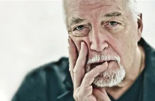 V Londonu je v 72. letu starosti v krogu svoje družine umrl Jon Lord, eden od ustanovnih članov svetovno znane britanske skupine Deep Purple