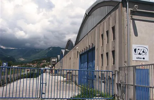  Občina Ajdovščina bi  za ogrevanje  javnih zavodov lahko izkoristila toplotno postajo v kompleksu Lipe prek sistema daljinskega ogrevanja