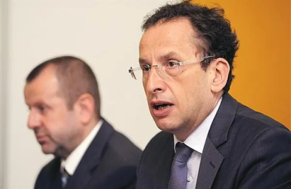 Minister Žiga Turk vztraja pri združevanju srednjih šol kljub nasprotovanju v ravnateljskih in učiteljskih vrstah
