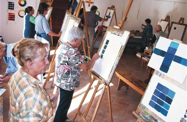 Ljubiteljski ustvarjalci nabirajo nova znanja in znanstva