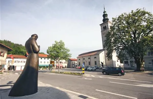 V Kobaridu ni tako mirno, kot je videti 