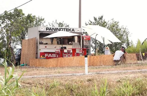 Nova  Paninoteka je za zdaj še brez dovoljenj