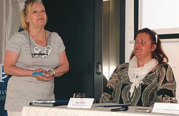 Pianistka in pedagoginja Marina Horak ter predsednica KUD Glasbene muze Maja Tanjšek