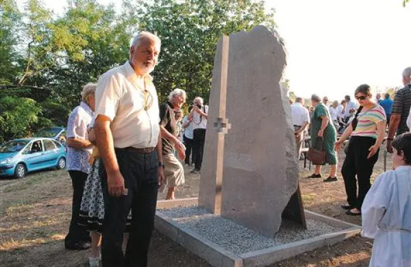 Obeležje označuje pomembno in bogato arheološko najdišče 