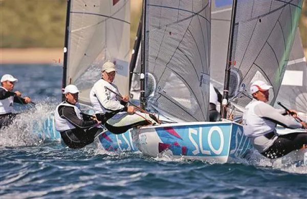 Žbogar je po dobri polovici tekmovanja še v igri za medalje