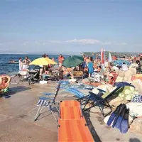 Betonski platoji pod piransko stolnico