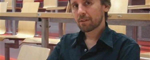  Dr. Oscar Horta: “Živalim počnemo strašne stvari, ki jih ne bi nikoli delali človeku, torej svoji lastni vrsti.”