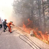 Požar na Sveti gori se &scaron;iri, na pomoč tudi italijanski helikopter in letalo