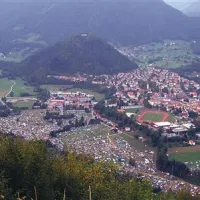 Pogled na Metalcamp z bližnje Bučenice  