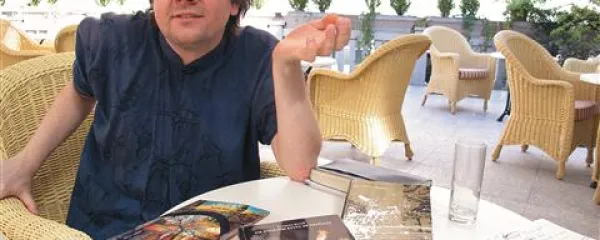 Gašper Malej: “Vse kategorije izkoriščanih, od zaposlenih na univerzi do blagajničark in luških delavcev, se moramo odzivati na okoliščine, v katerih nismo posamezniki, vredni človeškega dostojanstva, ampak smo obravnavani kvečjemu kot strošek.”