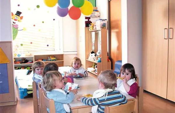 Varstvo najmlajših na Ajdovskem bo cenejše, a tudi kakšno omejitev bodo uvedli 