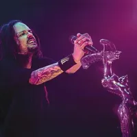 Največje zvezde Metalcampa so bili člani ameriške metal skupine Korn, ki je precej več kot 12.000 z glavami stresajočim poslušalcem ponudila izjemen koncert  