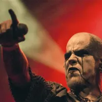 Član zasedbe Dark Funeral na položaju 