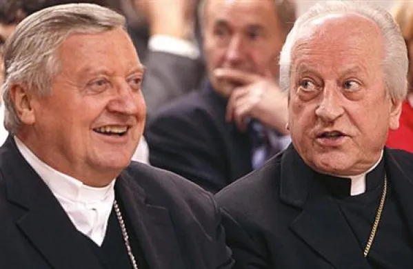 Kardinal Franc Rode (desno) je danes znova zagotovil, da o umiku nadškofa Alojza Urana iz Slovenije ne ve ničesar