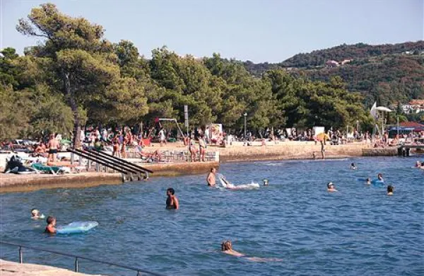 Na plaži v Strunjanu, s katero upravljajo Terme Krka oziroma Talaso Strunjan, so prenehali zaračunavati vstopnino