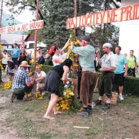 Na “prtuonih” so bila tudi opozorila, naj ločitev ne pride prehitro