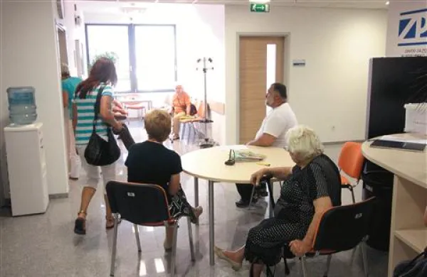 Zaradi napovedi spremembe pogojev upokojevanja na Zpizu pričakujejo veliko  novih upokojencev