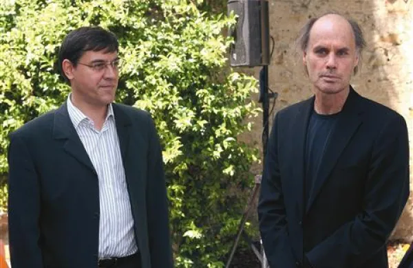 Direktor koprskega Znanstveno-raziskovalnega središča (ZRS) Darko Darovec in rektor Univerze na Primorskem
