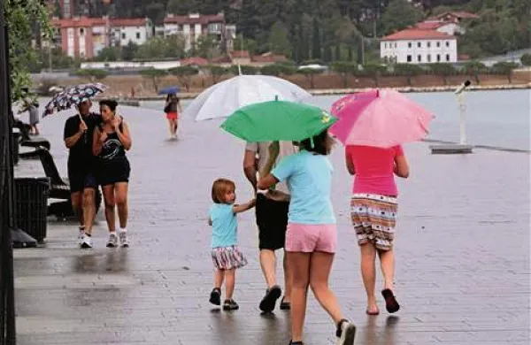 Prava nevihta je pri&scaron;la zvečer