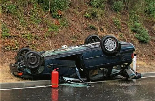 Avto na strehi, počitnic pa konec